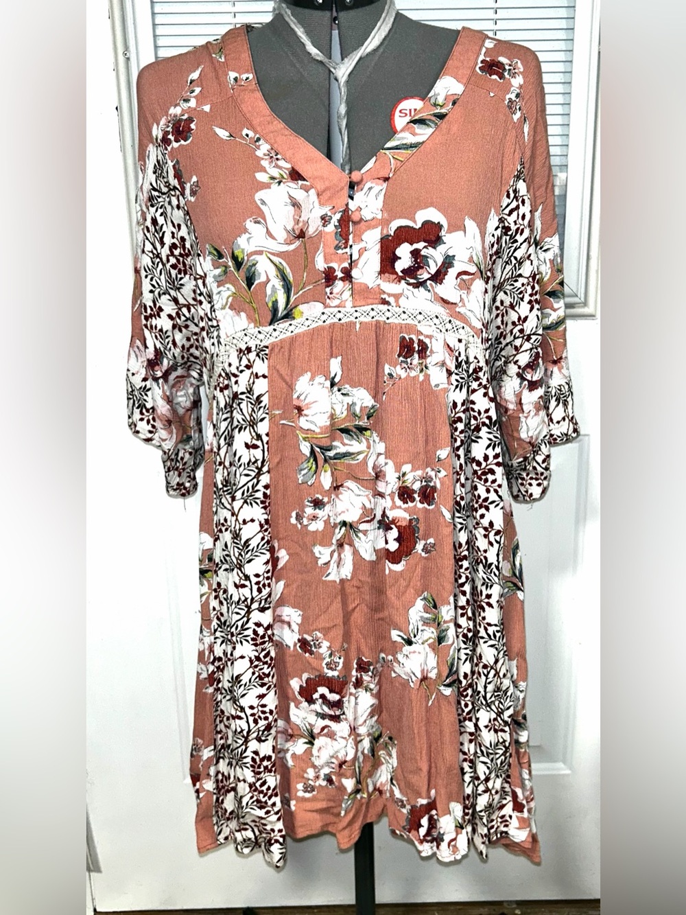 Umgee Floral V-Neck Tunic in Dusty Rose and White